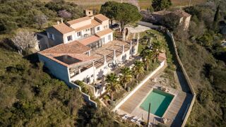  Maison � vendre 8 pi�ces 222 m�