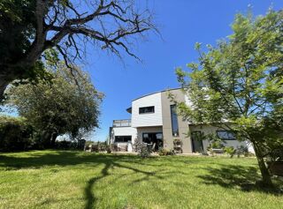  Maison � vendre 7 pi�ces 165 m�