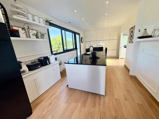  Villa � vendre 9 pi�ces 310 m�