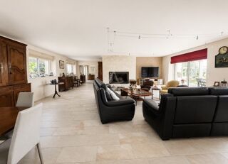  Maison à vendre 10 pièces 450 m²