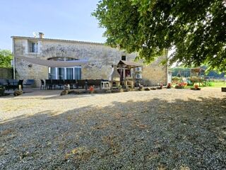  Maison à vendre 15 + pièces 460 m²