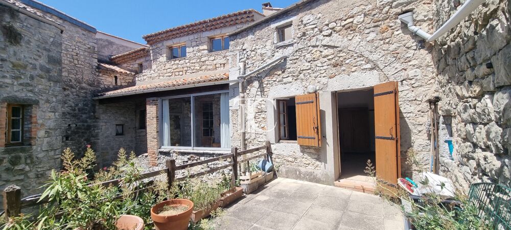Maison 7 pièces 170 m² · à Saint Andre de Cruzieres · 170 m² · 215 000 €