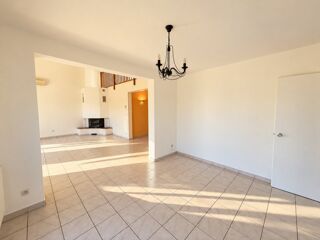 Maison à louer 6 pièces 176 m²