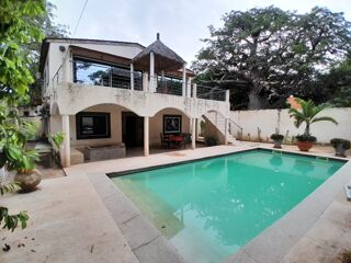  Maison � vendre 8 pi�ces 180 m� Ngaparou