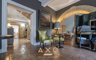  Villa à vendre 15 + pièces 804 m²