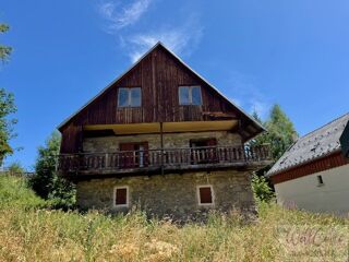  Villa � vendre 15 + pi�ces 266 m�