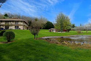  Villa  vendre 8 pices 217 m