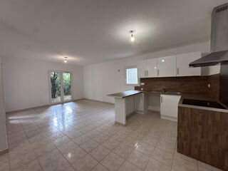  Maison à louer 4 pièces 74 m²