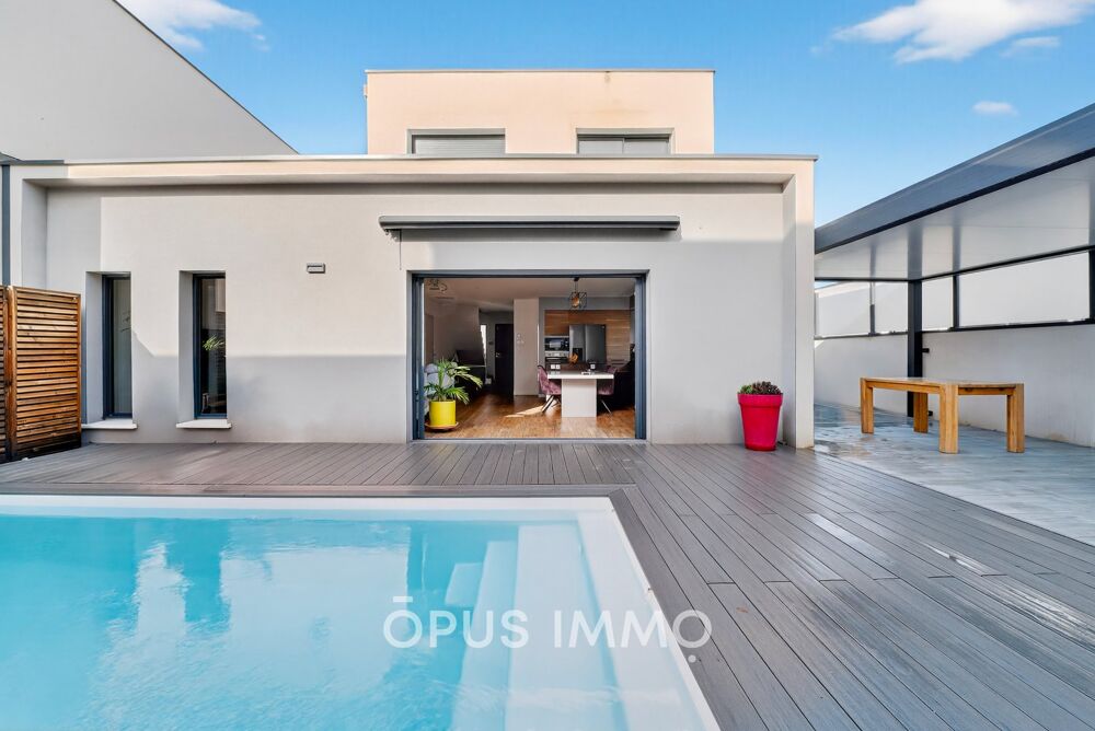 � vendre  Maison P�rols (34470)