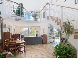  Villa  vendre 4 pices 148 m