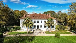  Villa  vendre 13 pices 700 m