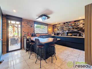  Maison � vendre 5 pi�ces 212 m�
