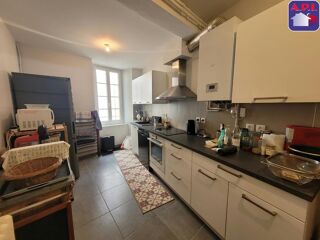  Appartement à louer 3 pièces 90 m²
