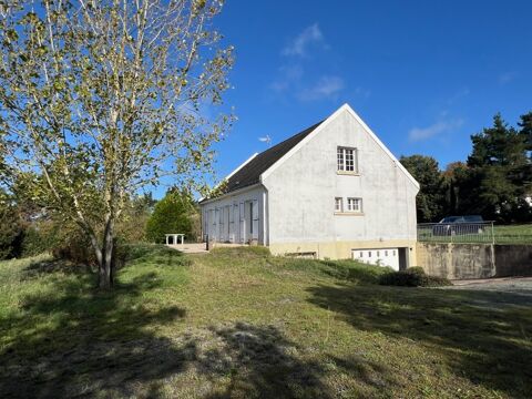   Maison Maison - 5 pice(s) - 255 m