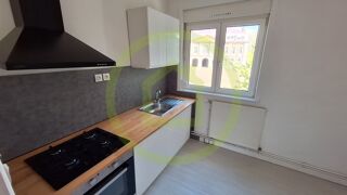  Appartement  vendre 5 pices 83 m