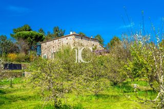  Villa � vendre 8 pi�ces 302 m�