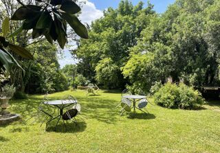  Propri�t�/ch�teau � vendre 15 + pi�ces 721 m�