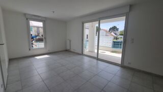  Appartement à louer 2 pièces 43 m²