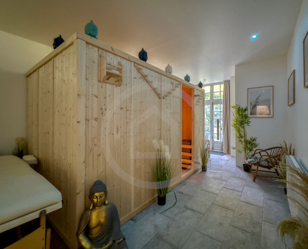  vendre  Proprit/chteau Roye (80700)