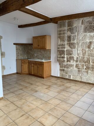 Appartement à louer 3 pièces 61 m²