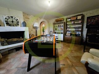  Maison à vendre 10 pièces 484 m²