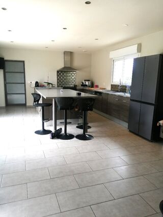  Maison � vendre 8 pi�ces 211 m�