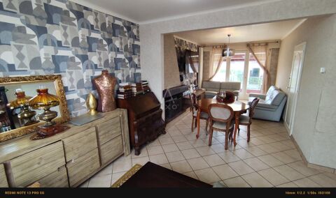   Maison Maison - 7 pice(s) - 92 m