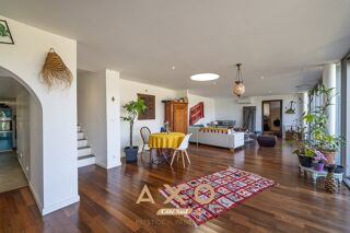  Villa � vendre 10 pi�ces 285 m�