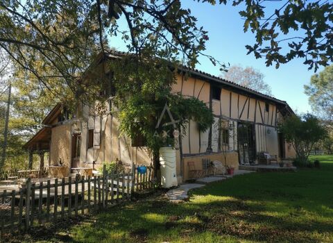   Maison Maison - 9 pi�ce(s) - 254 m�