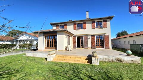  Maison à vendre 8 pièces 200 m²