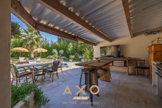  Villa à vendre 8 pièces 317 m²