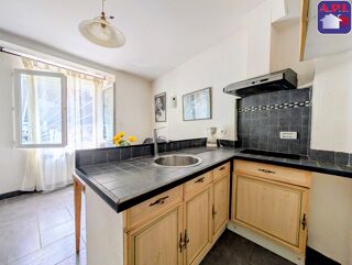  Immeuble � vendre 153 m�