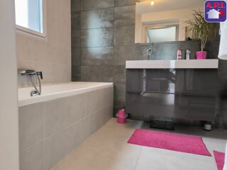 Villa à vendre 6 pièces 168 m²