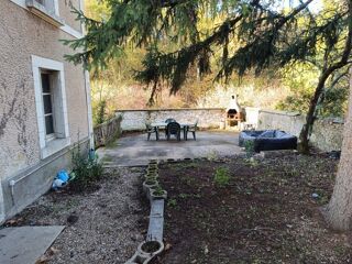  Maison  vendre 8 pices 200 m