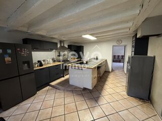  Maison  vendre 9 pices 190 m