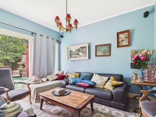  Maison à vendre 15 + pièces 322 m²