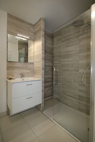  Appartement à louer 3 pièces 62 m²