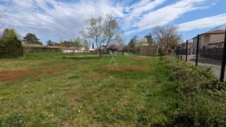  Terrain à vendre 650 m²