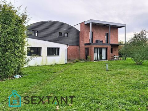   Maison Villa - 6 pi�ce(s) - 260 m�