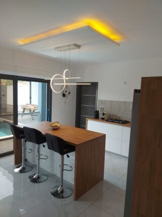  Maison � vendre 5 pi�ces 191 m� Somone