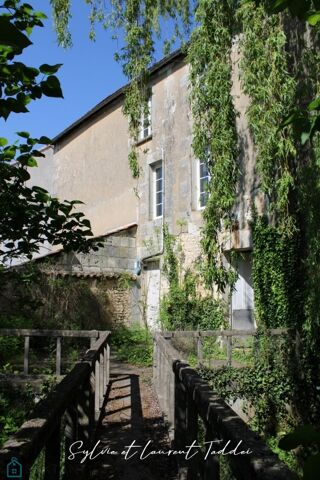  Maison à vendre 15 + pièces 330 m²