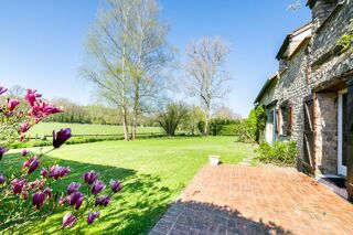  Maison � vendre 10 pi�ces 335 m�