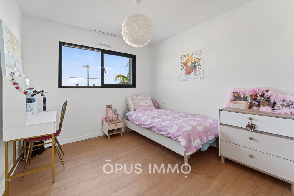 � vendre  Maison P�rols (34470)