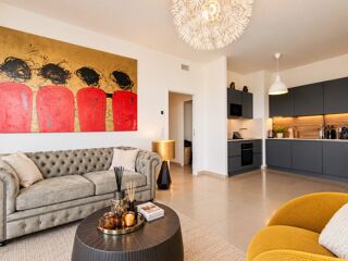  Appartement à louer 3 pièces 79 m²