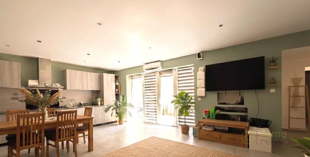 Appartement 5 pièces 155 m² · à Nimes · 155 m² · 257 000 €