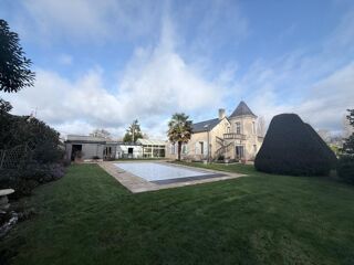  Maison � vendre 9 pi�ces 296 m�