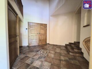  Villa � vendre 6 pi�ces 192 m�