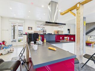  Maison � vendre 14 pi�ces 301 m�