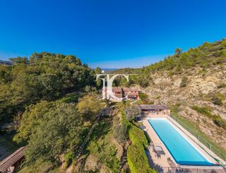  Villa à vendre 7 pièces 210 m²