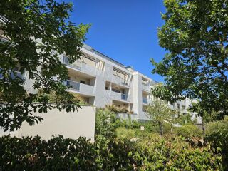  Appartement à louer 3 pièces 65 m²